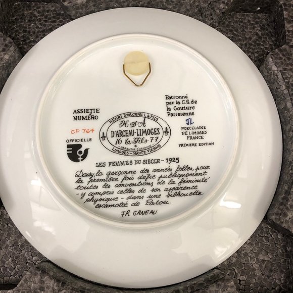 1925 Ganeau's Women of the Century Porcelian COA - Picture 2 of 8